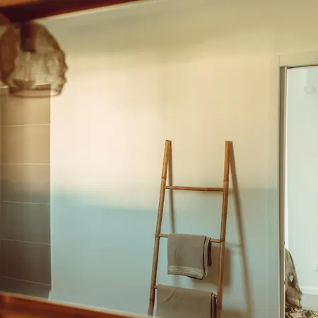 Elegant Architect-designed In Upper Corsica Feriehus *