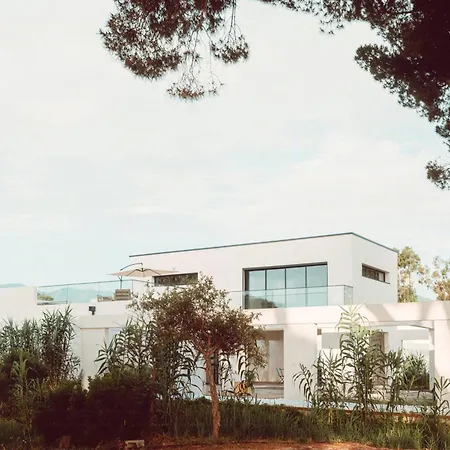 Vakantiehuis Elegant Architect-designed In Upper Corsica Taglio-Isolaccio