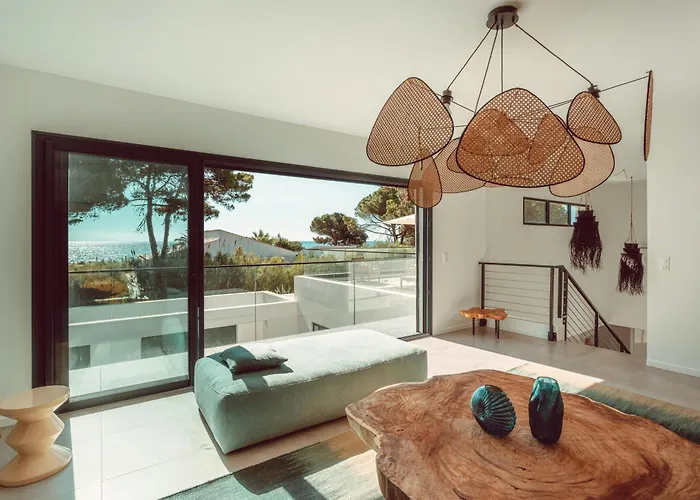 Elegant Architect-designed In Upper Corsica