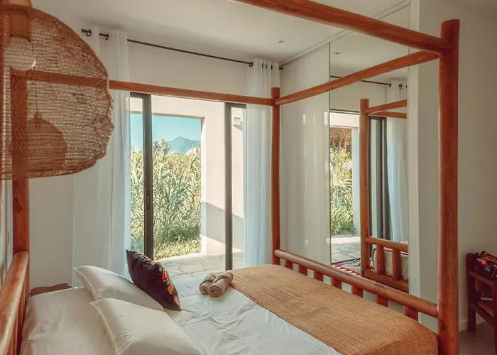 Elegant Architect-designed In Upper Corsica Prázdninový dům *